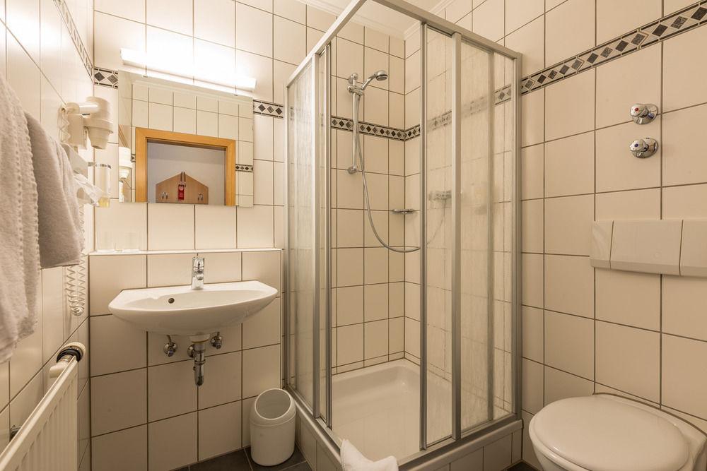 Residenz - Businesshotel Бенсхайм Екстериор снимка