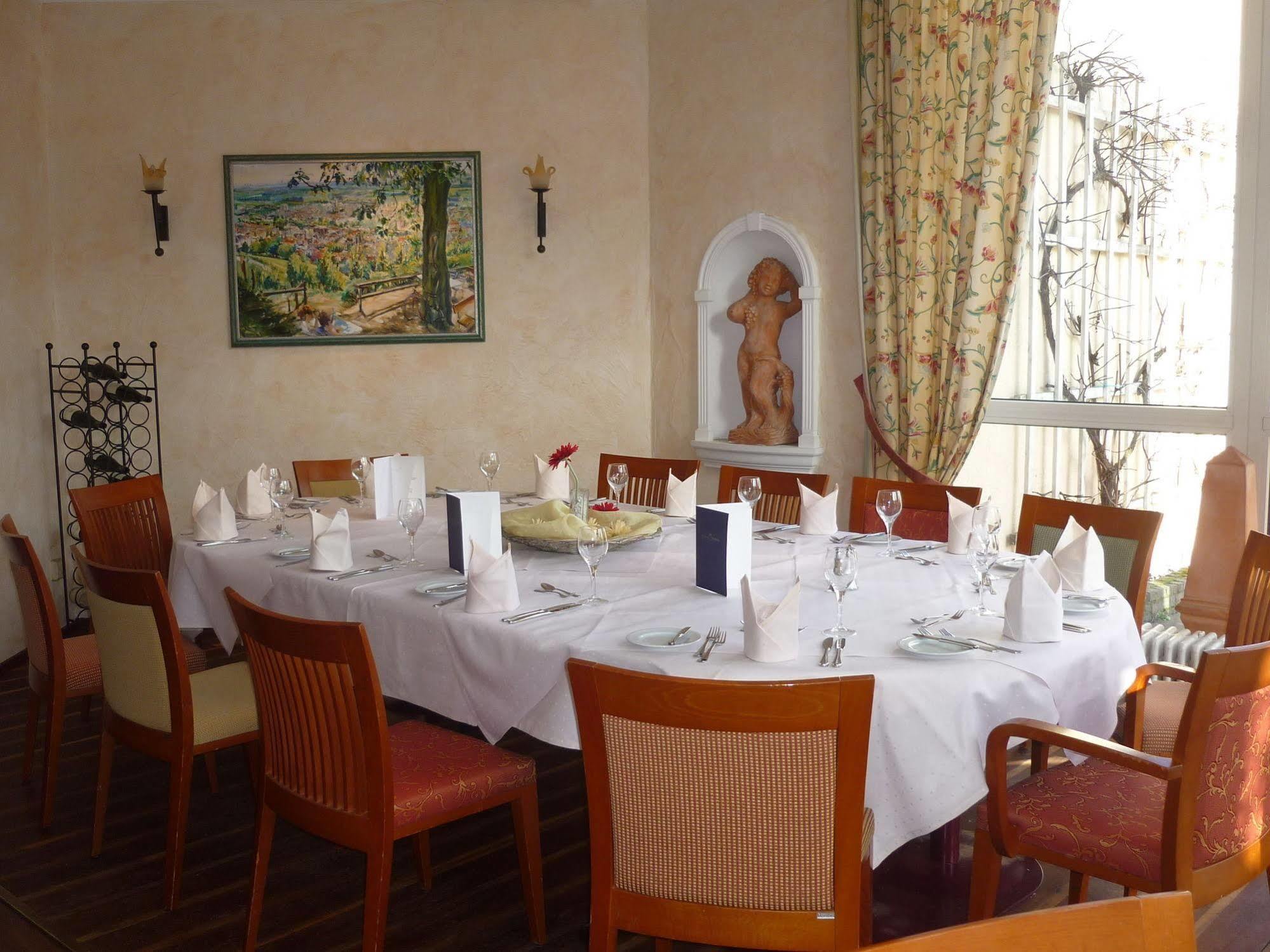 Residenz - Businesshotel Бенсхайм Екстериор снимка