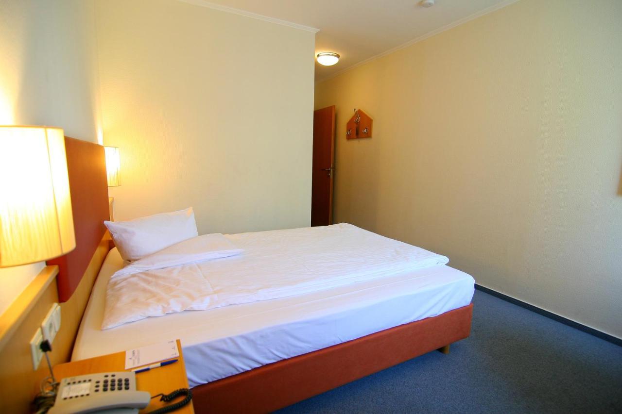 Residenz - Businesshotel Бенсхайм Екстериор снимка